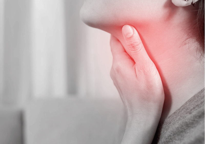 Read more about the article Chronic Sore Throat on One Side: Causes and Symptoms